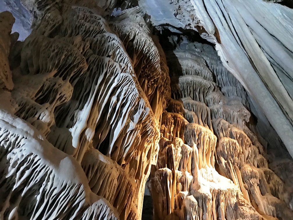 Una experiencia gastronómica bajo tierra: en La Gruta de